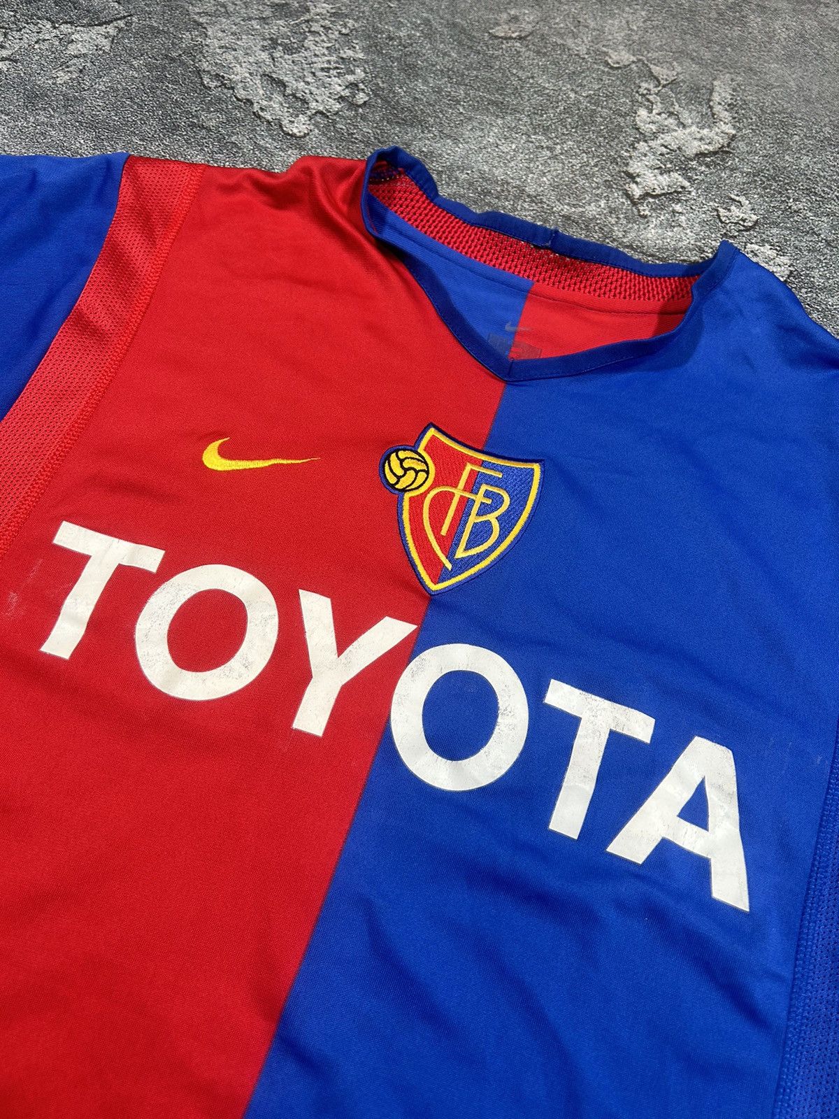 Nike × Vintage Nike Basel Vintage 2002-04 Home Football Jersey Toyota Size US L / EU 52-54 / 3 - 2 Thumbnail