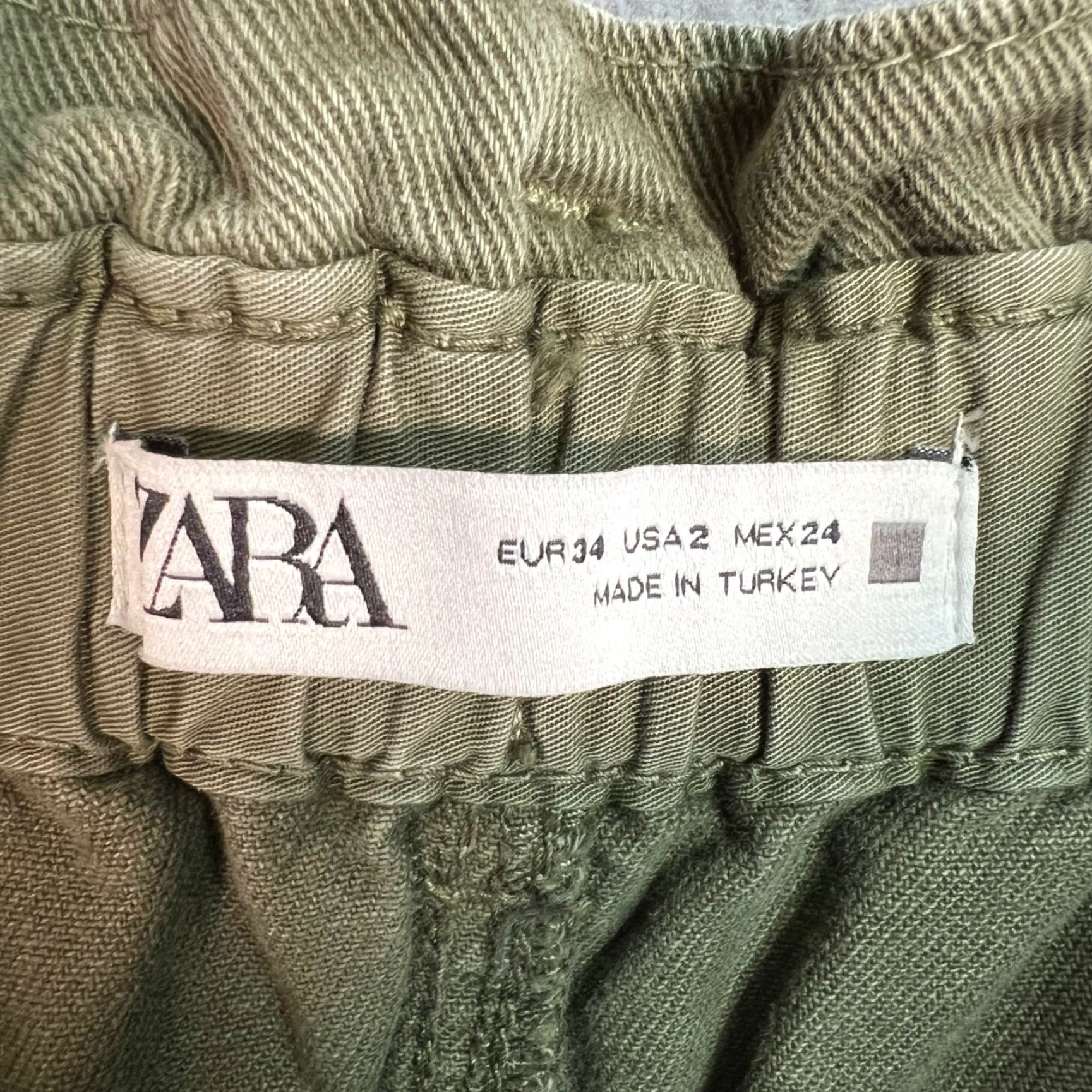 Zara Zara Womens Paperbag Pants Olive Green 100% Cotton High-Waisted Size 2 Tapered Inseam 25 in Womens Size 26" / US 2 / IT 38 - 3 Thumbnail