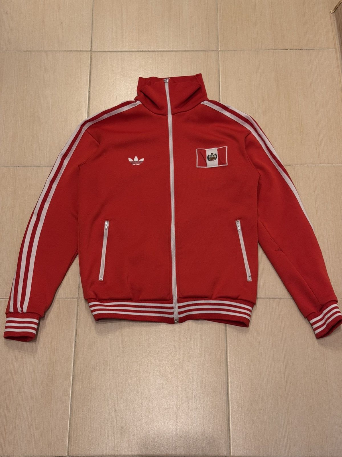 Adidas Vintage Adidas Peru Footbal Soccer Track Jacket S Size Rare Size US S / EU 44-46 / 1 - 1 Thumbnail