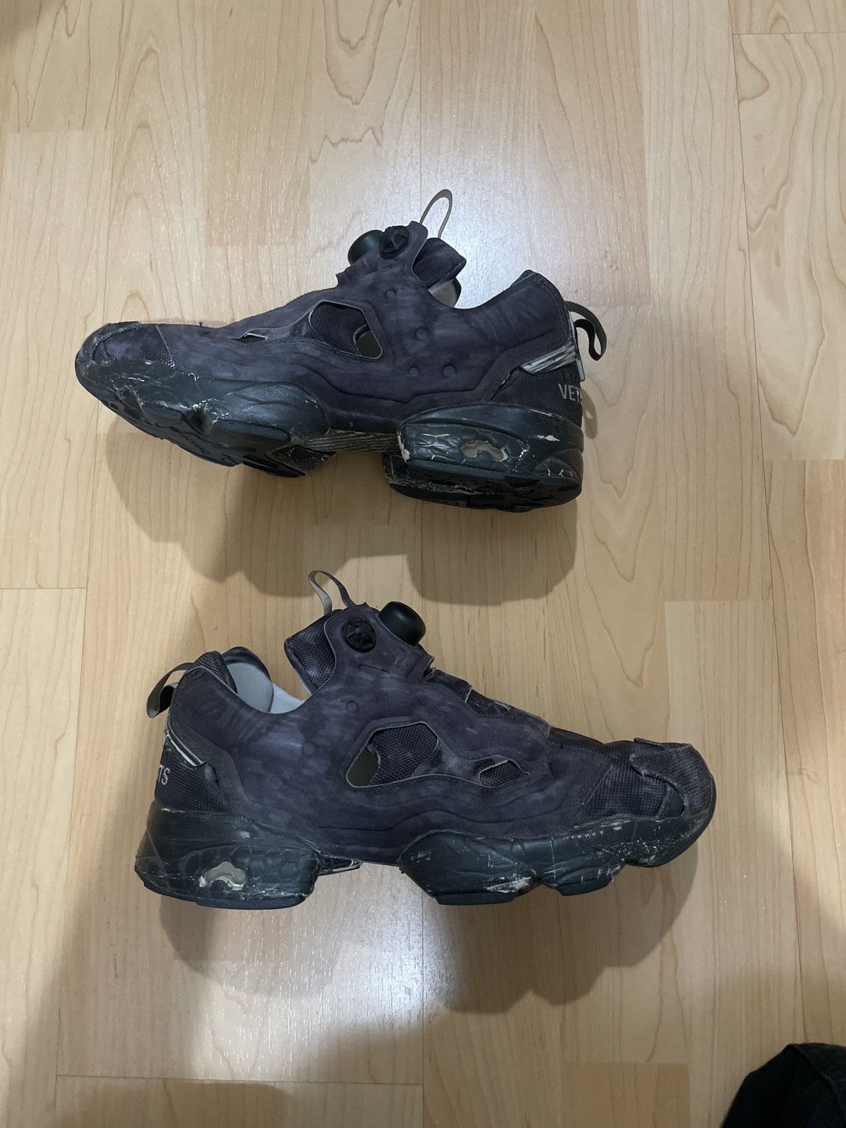 Vetements Vetements Reebok sneakers Size US 7 / EU 40 - 2 Thumbnail