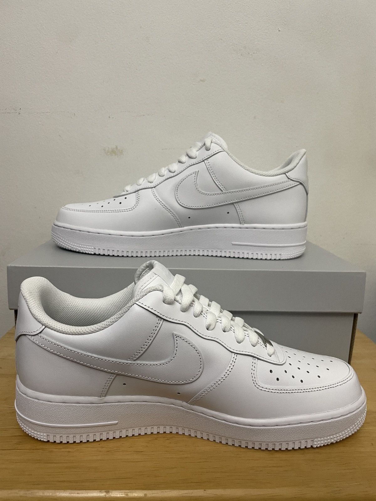 Nike Nike Airforce 1 Size US 9 / EU 42 - 3 Thumbnail