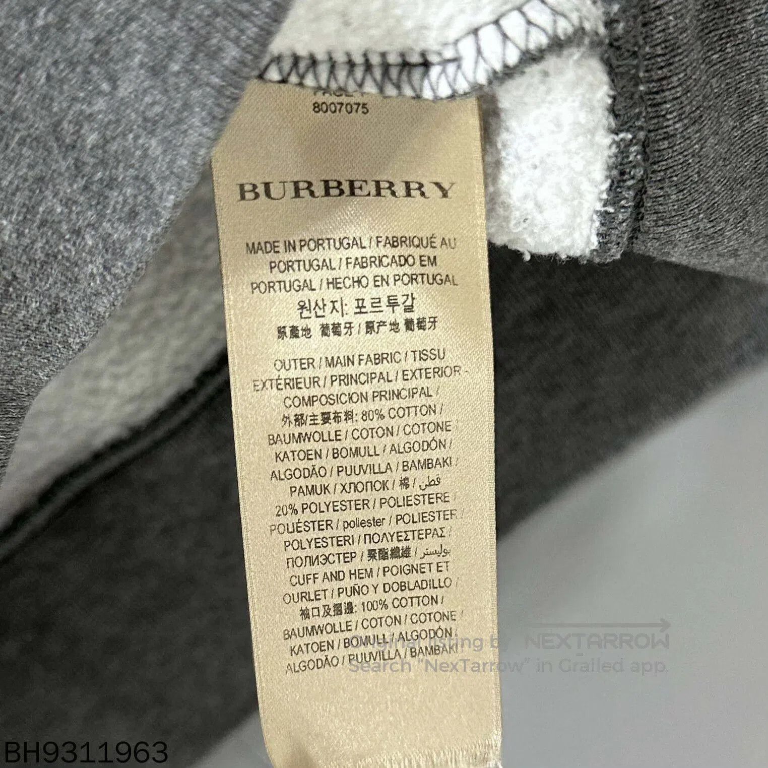 Burberry black logo striped hooded outerwear. Size US L / EU 52-54 / 3 - 3 Thumbnail