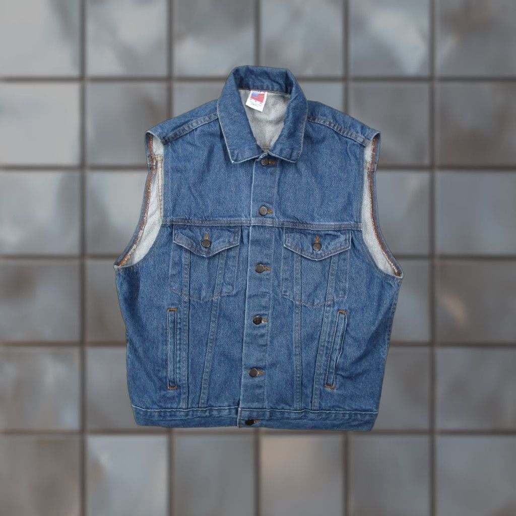 Vintage Tyca Denim Vest Mens Small Blue Button Up Embroidered Eagle Made in USA Vest Size US S / EU 44-46 / 1 - 1 Thumbnail