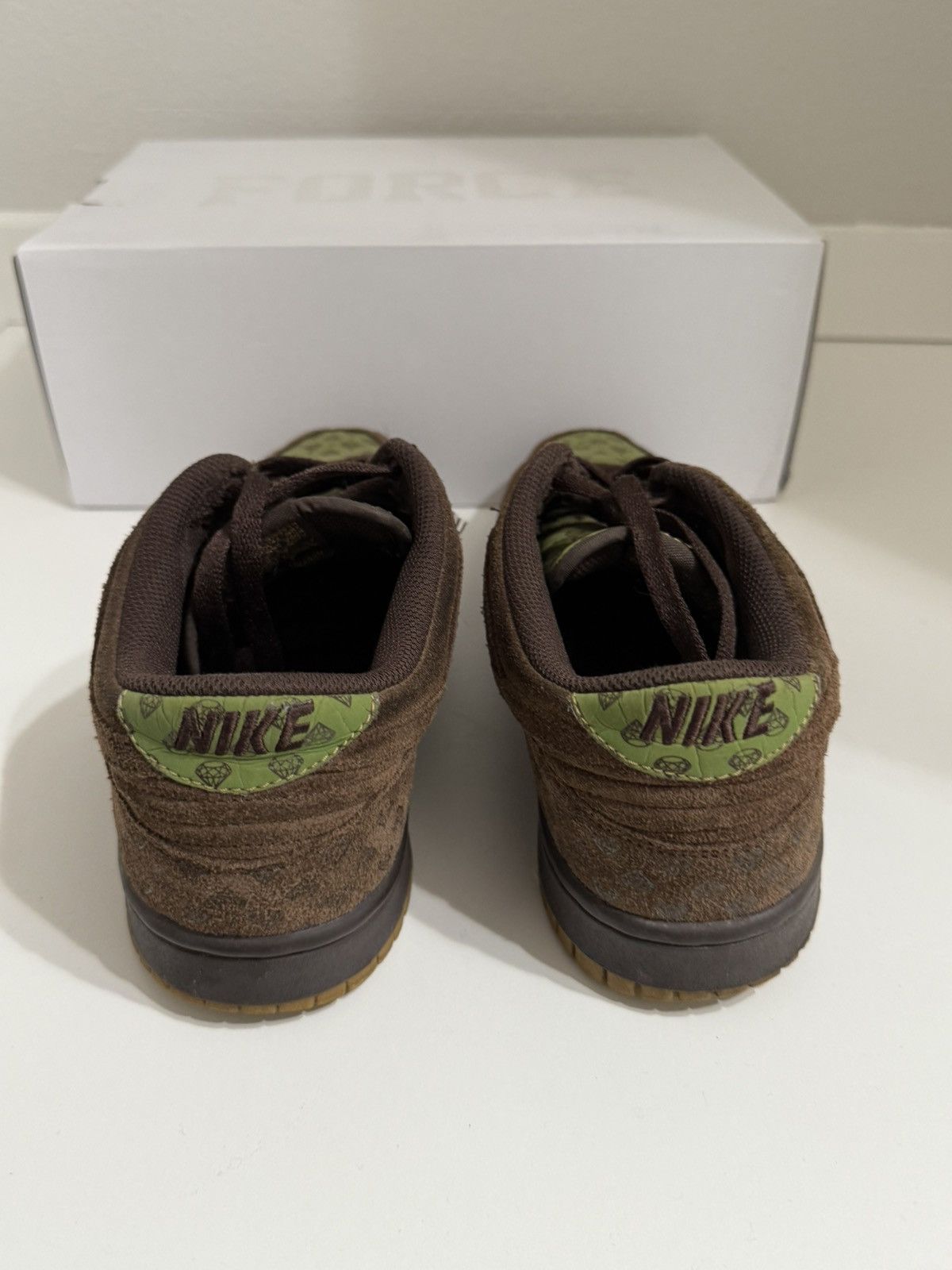 Diamond Supply Co. × Nike Vintage 2007 Nike Dunk Low Diamond Brown Size US 9 / EU 42 - 4 Thumbnail