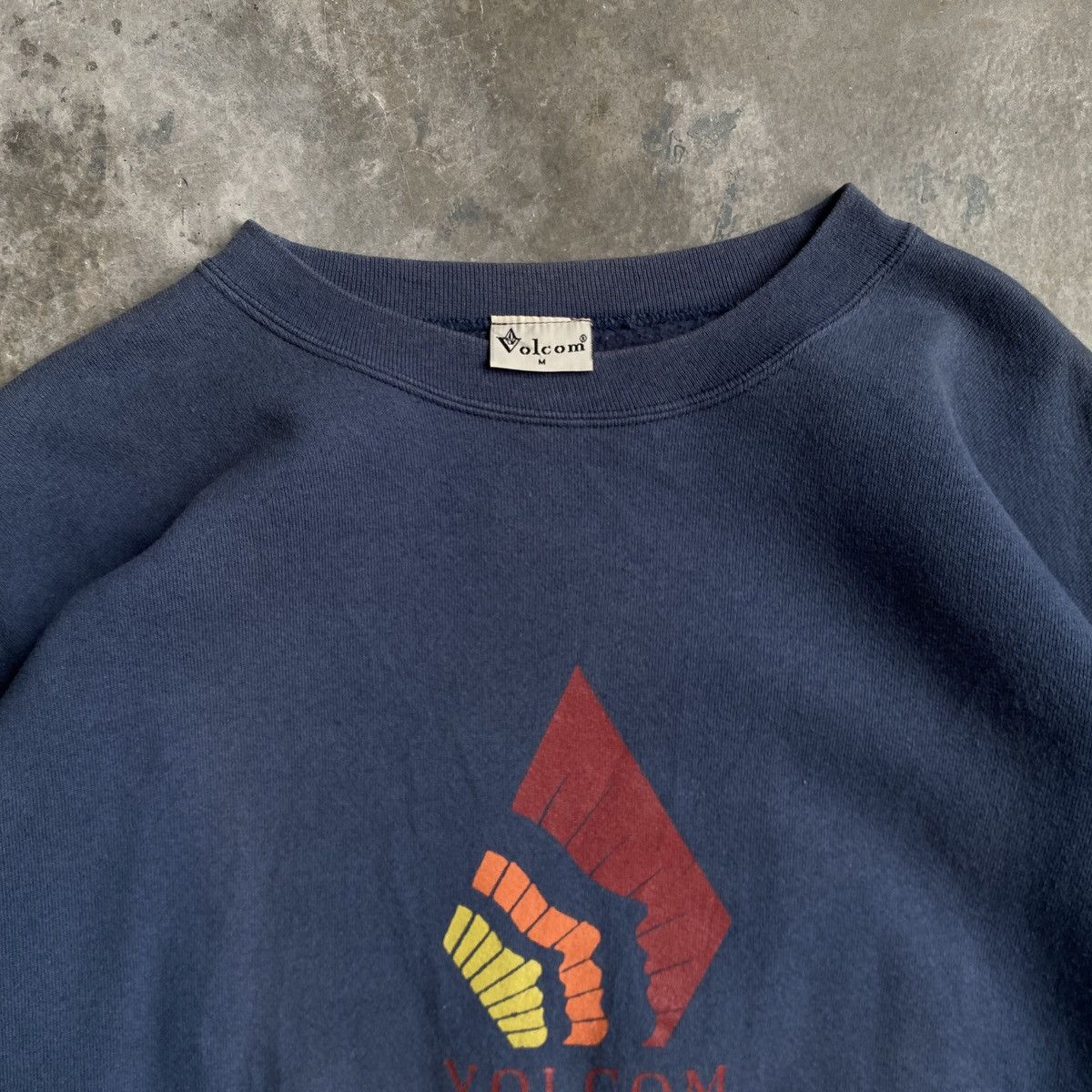 Volcom Vintage Volcom Crewneck Size US L / EU 52-54 / 3 - 4 Thumbnail