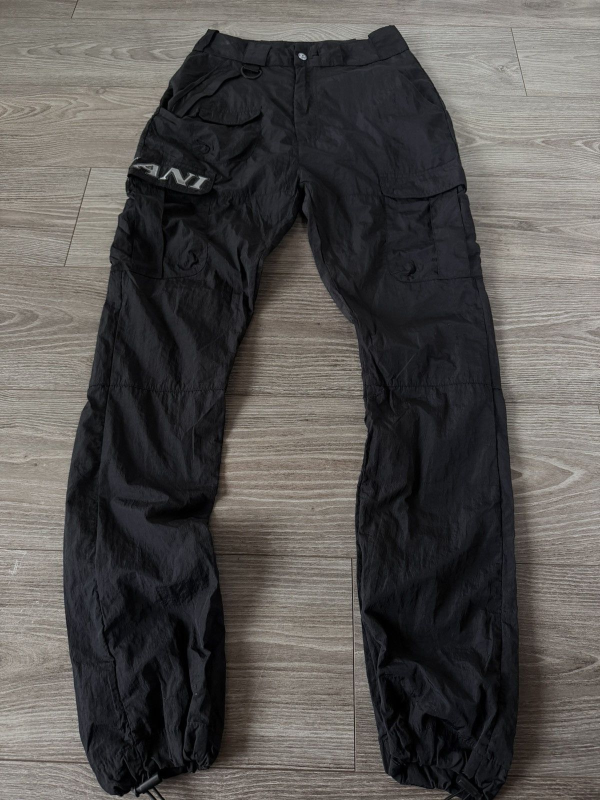 Karl Kani Karl Kani Embroidered Logo Nylon Rap Black Unisex Joggers Size US 30 / EU 46 - 11 Thumbnail