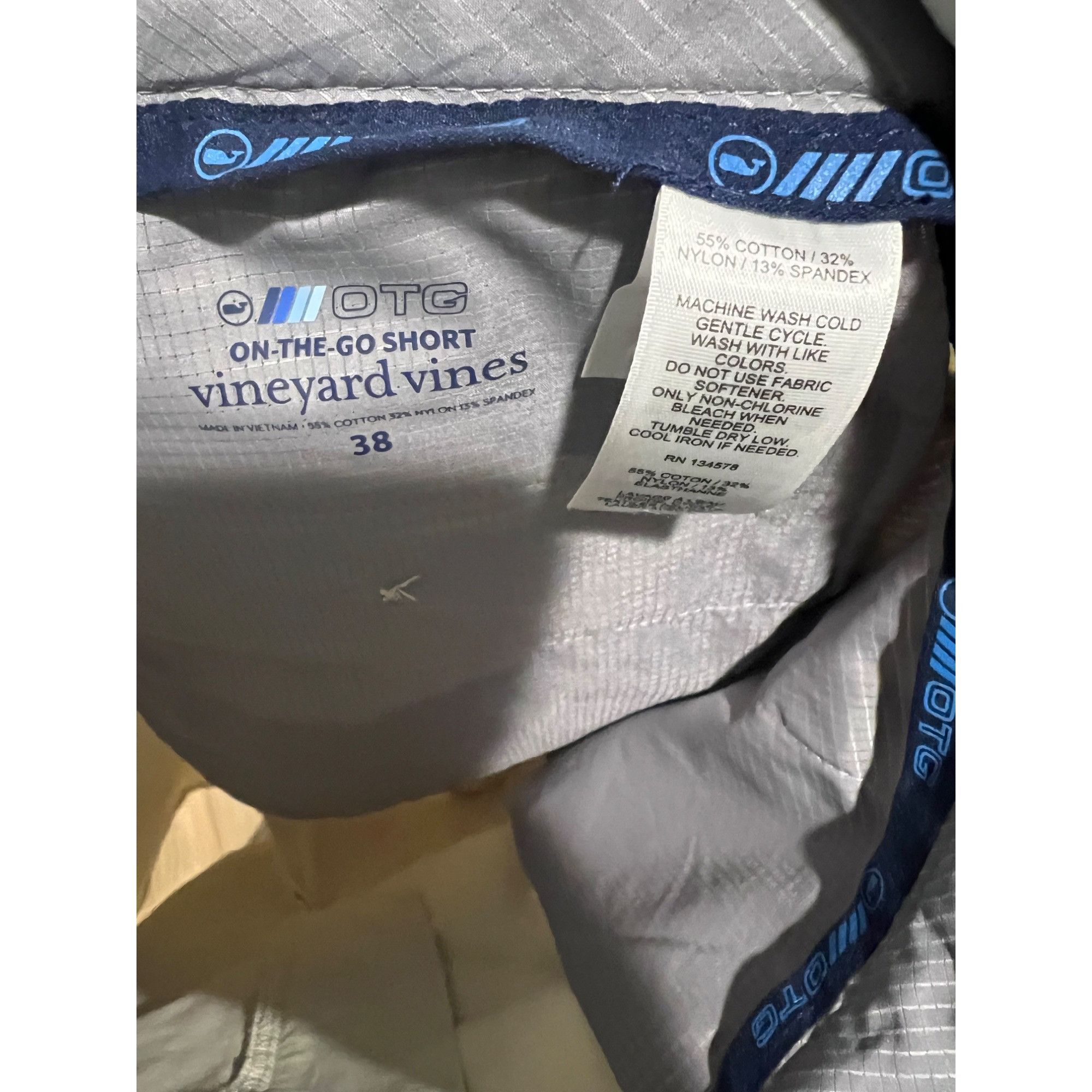 Vineyard Vines Vineyard Vines Mens OTG Performance Shorts - Size 38 Size US 38 / EU 54 - 3 Thumbnail