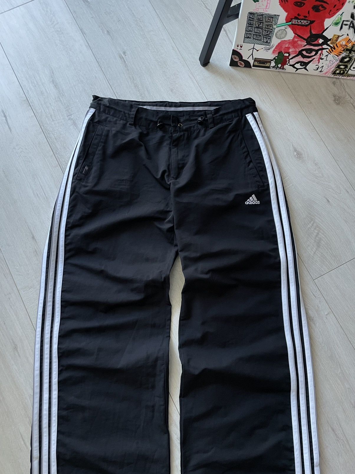 Adidas Vintage Adidas 00’s Sweatpants Y2K Black Baggy Pants RARE Size 27" / US 4 / IT 40 - 2 Thumbnail