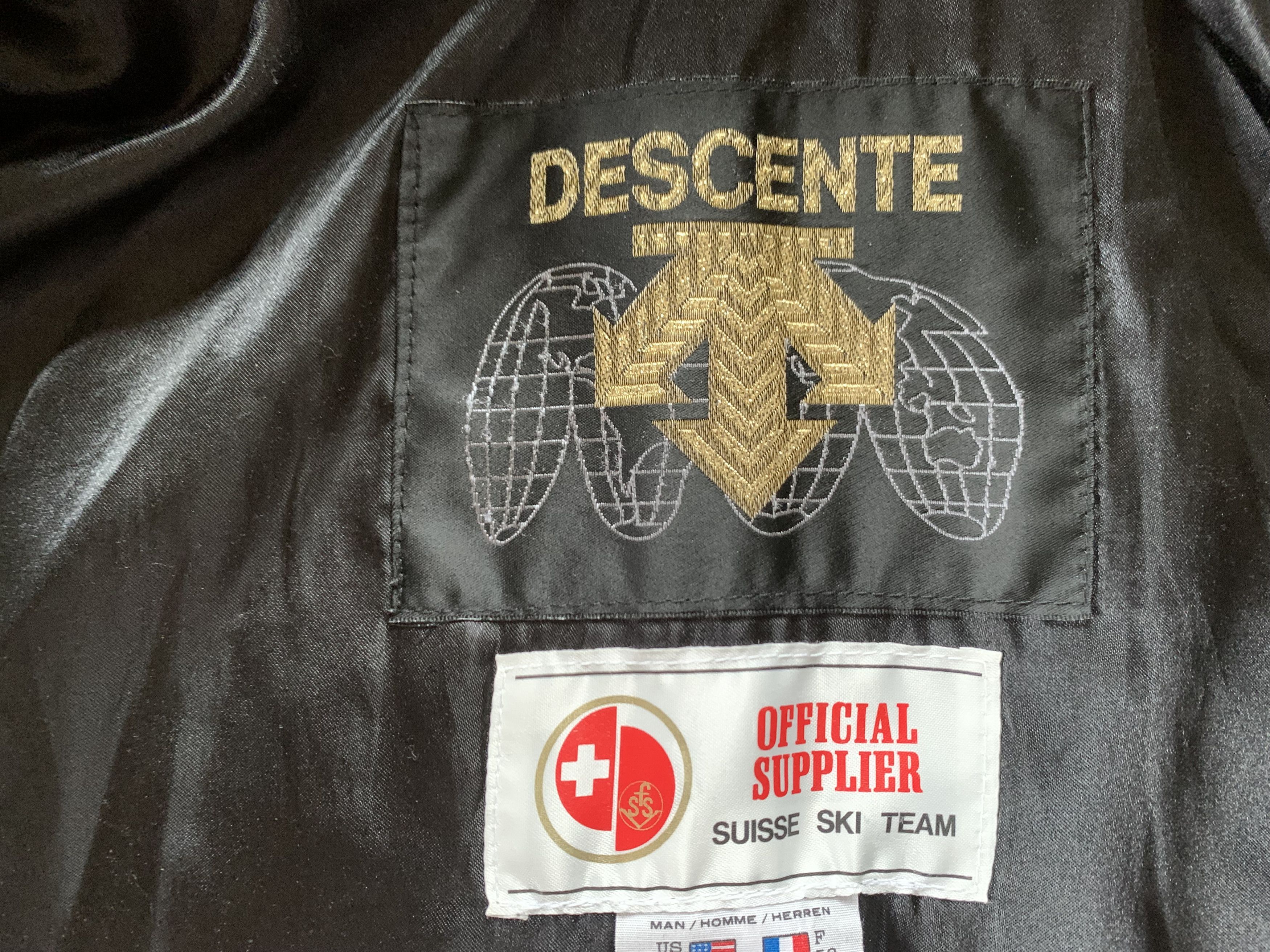 Japanese Brand × Vintage Vintage Descente Suisse Ski Team Winter Ski Jacket Size US L / EU 52-54 / 3 - 8 Thumbnail