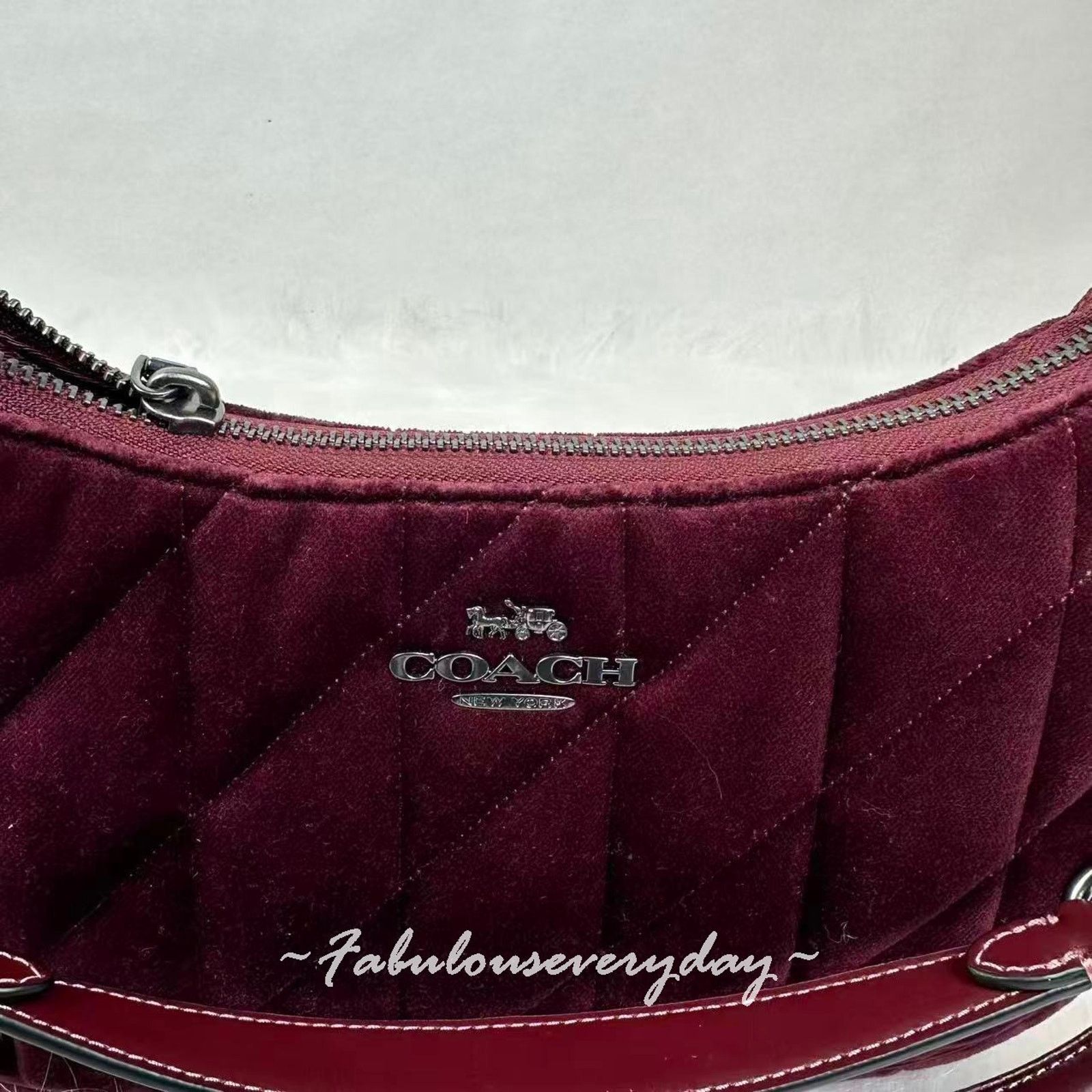Coach Coach Teri Shoulder Crossbody Velvet Quilting Qb/Burgundy Size ONE SIZE - 4 Thumbnail