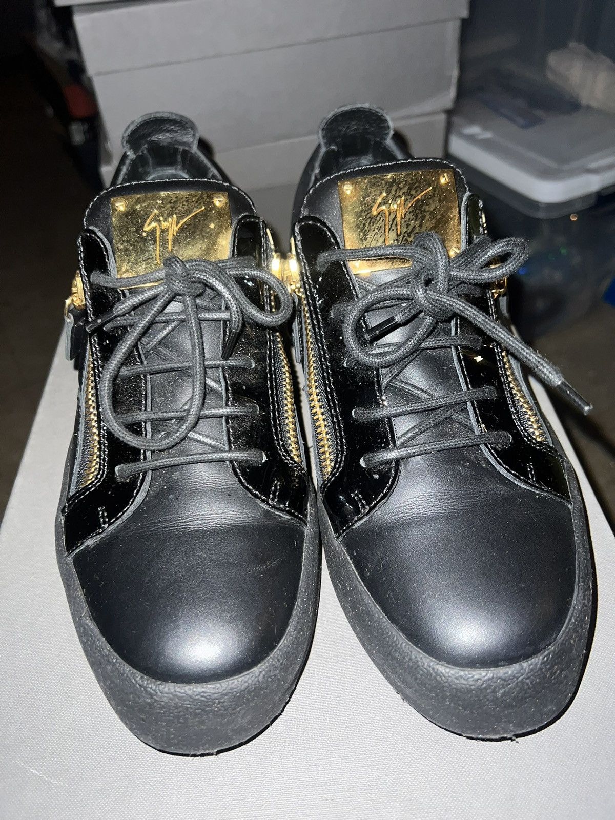 Giuseppe Zanotti Giuseppe Zanotti Men's Lo-Top BLK/GLD May L Leather Sneaker Size US 9.5 / EU 42-43 - 1 Thumbnail
