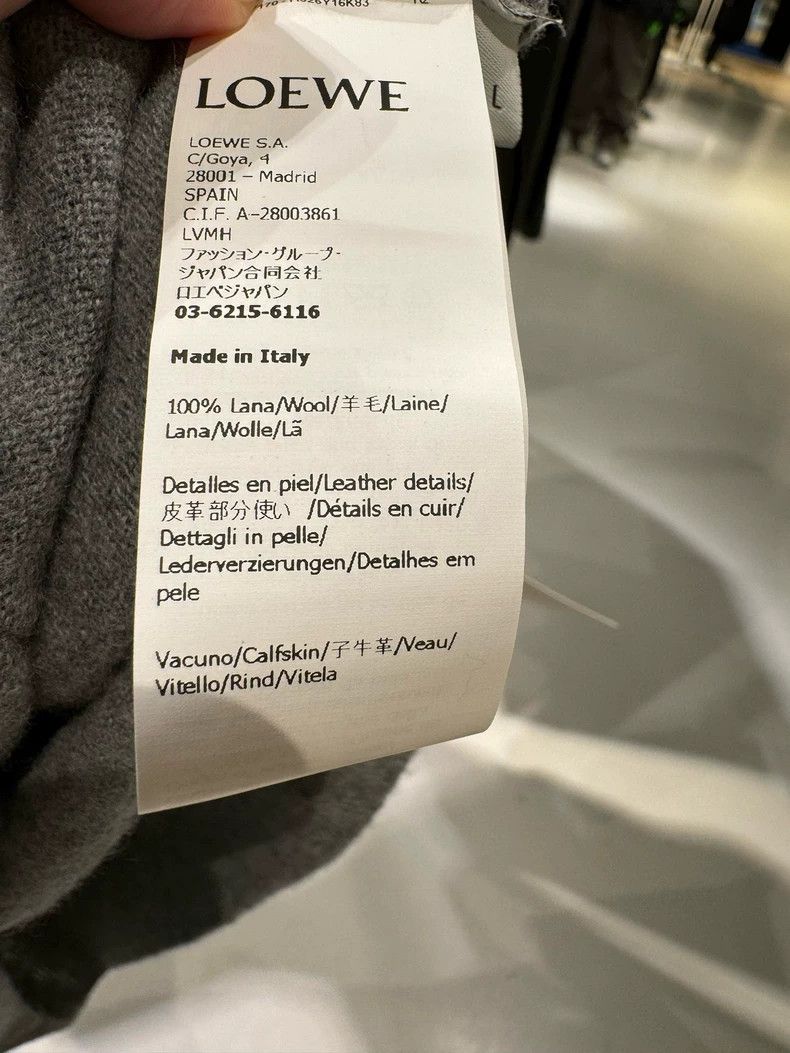 Loewe LOEWE A grey sweater with a nice texture Size US S / EU 44-46 / 1 - 5 Thumbnail