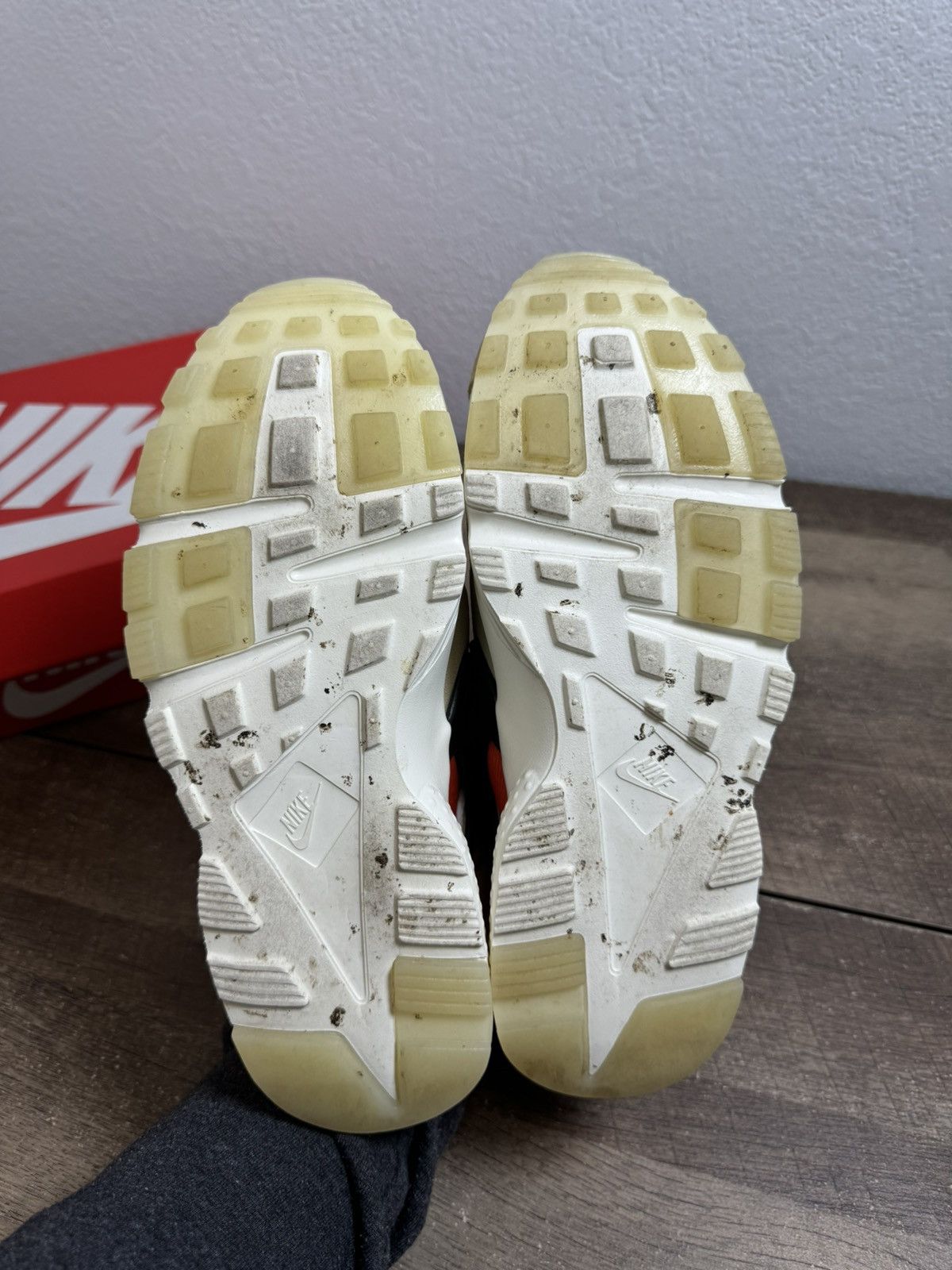 Nike Nike Huarache Run GS DV2196 700 Multicolor Size 6.5 Y 8 W Size US 6.5 / EU 39-40 - 6 Thumbnail