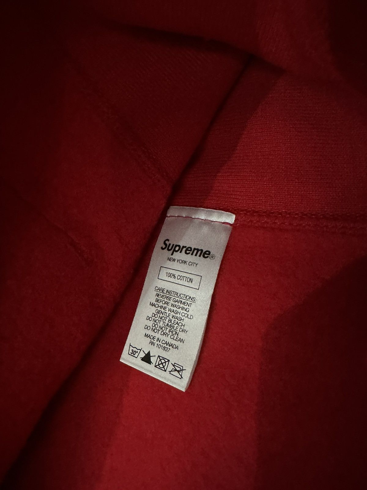 Supreme × Swarovski Supreme x Swarovski Box Logo Hoodie Red Size US M / EU 48-50 / 2 - 8 Thumbnail