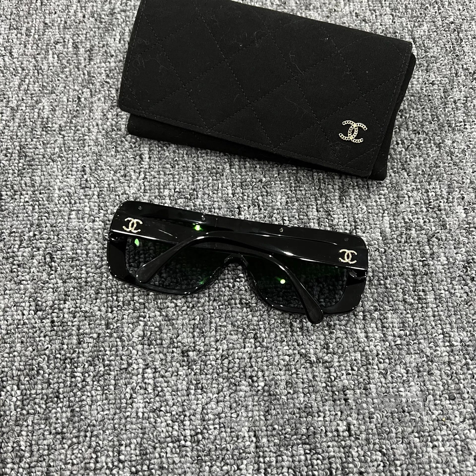 Chanel Chanel Beaded chain with double C logo sunglasses| Size ONE SIZE - 2 Thumbnail