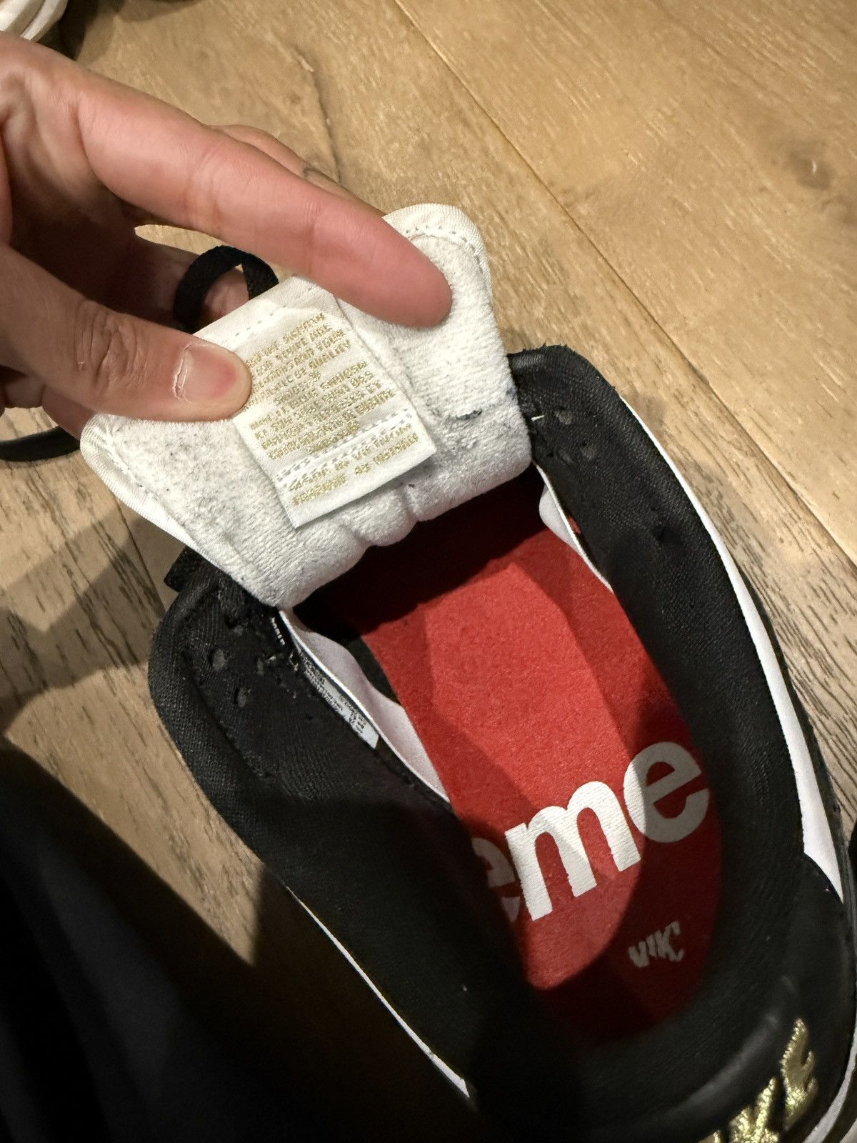 Nike × Supreme Supreme x Nike SB dunk low OG Size US 10 / EU 43 - 12 Thumbnail