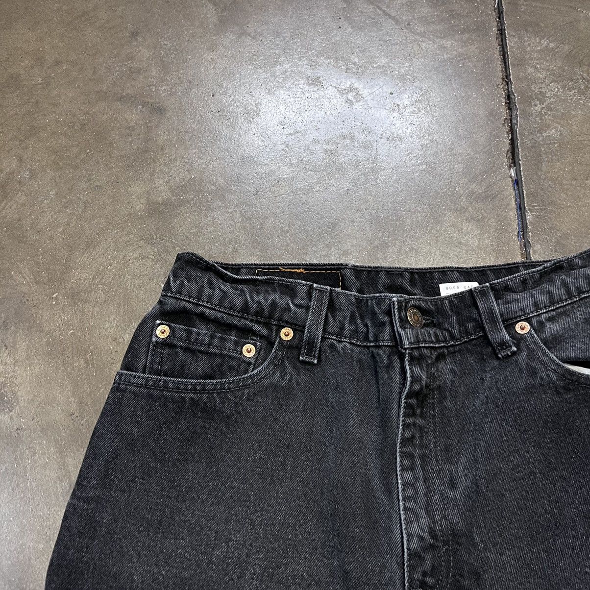 Levi's × Vintage Vintage 90s Levi’s Denim Shorts Cut Off 550 Black Faded Size 28" / US 6 / IT 42 - 6 Thumbnail