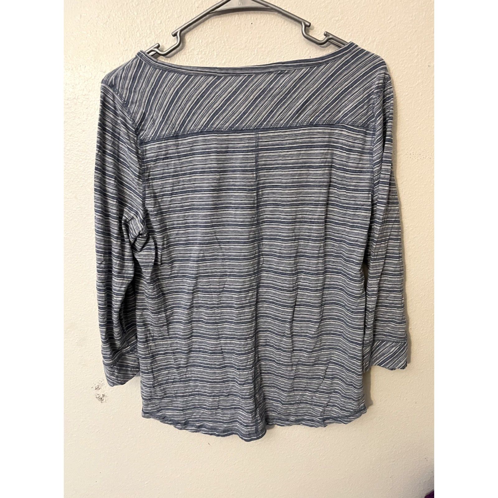 Talbots Talbots T-Shirt 3/4 Sleeve V-Neck Blue Stripe Knit Top L Size Women Casual Shirt Size L / US 10 / IT 46 - 3 Thumbnail
