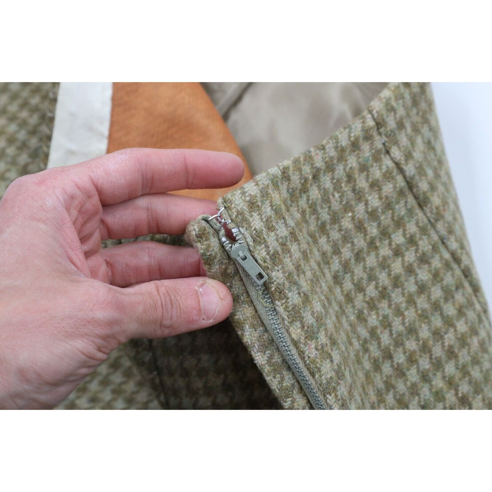 Vintage Vintage 50s 60s Rockabilly Distressed Wool Tweed Skirt Size 28" / US 6 / IT 42 - 7 Thumbnail