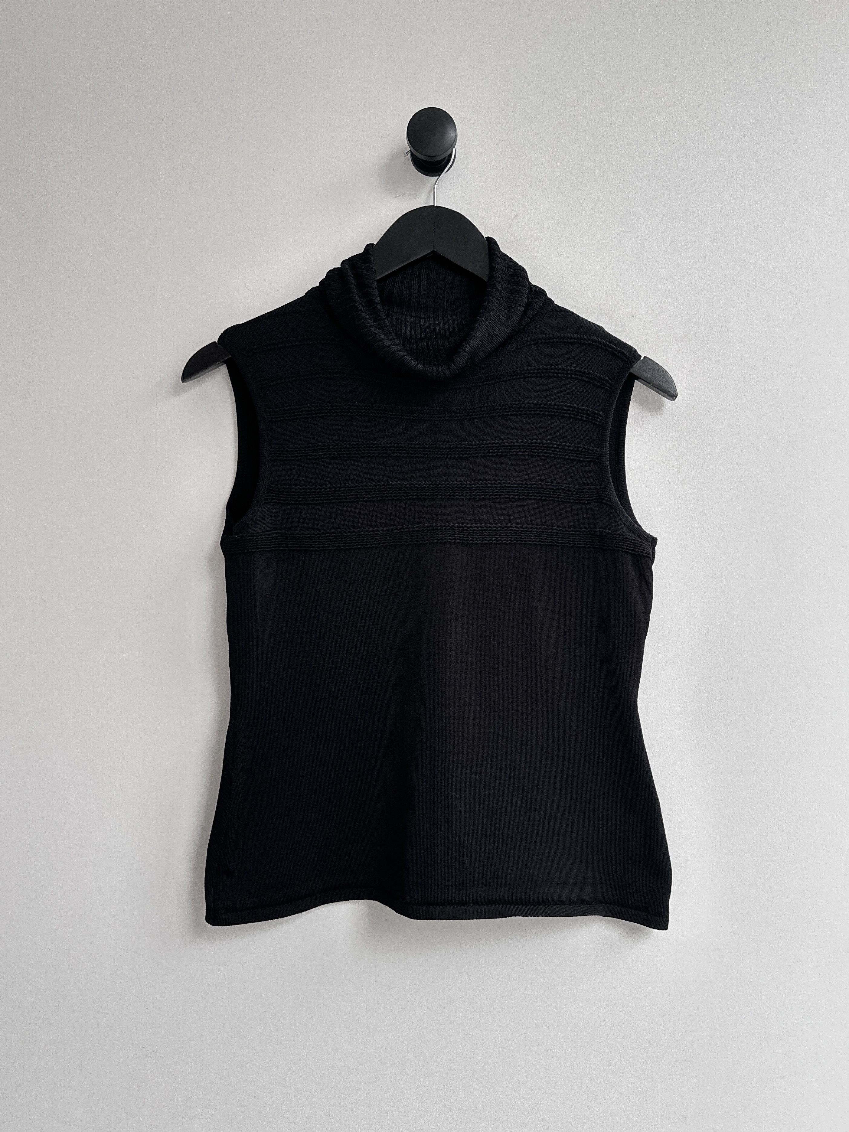 Versace Versace Tank Top Sleeveless Blouse Shirt Size M / US 6-8 / IT 42-44 - 1 Thumbnail
