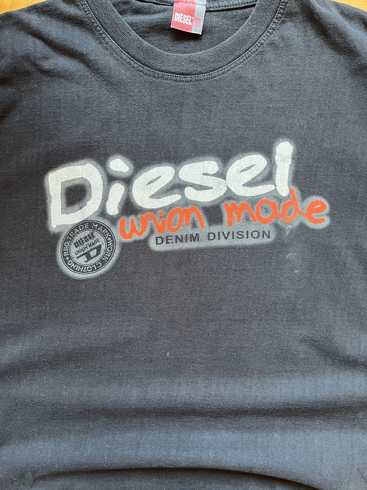 Diesel Vintage Diesel Avant Garde 90's Streetwear Big Logo Tee Size US M / EU 48-50 / 2 - 4 Thumbnail