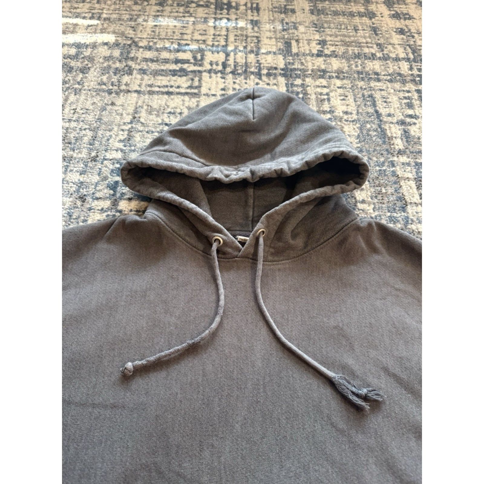 Champion VINTAGE Champion Reverse Weave Hoodie Pullover Gray 2000s Mens Large XL Distressed Drawstring Hooded Pockets Sports Size US L / EU 52-54 / 3 - 3 Thumbnail
