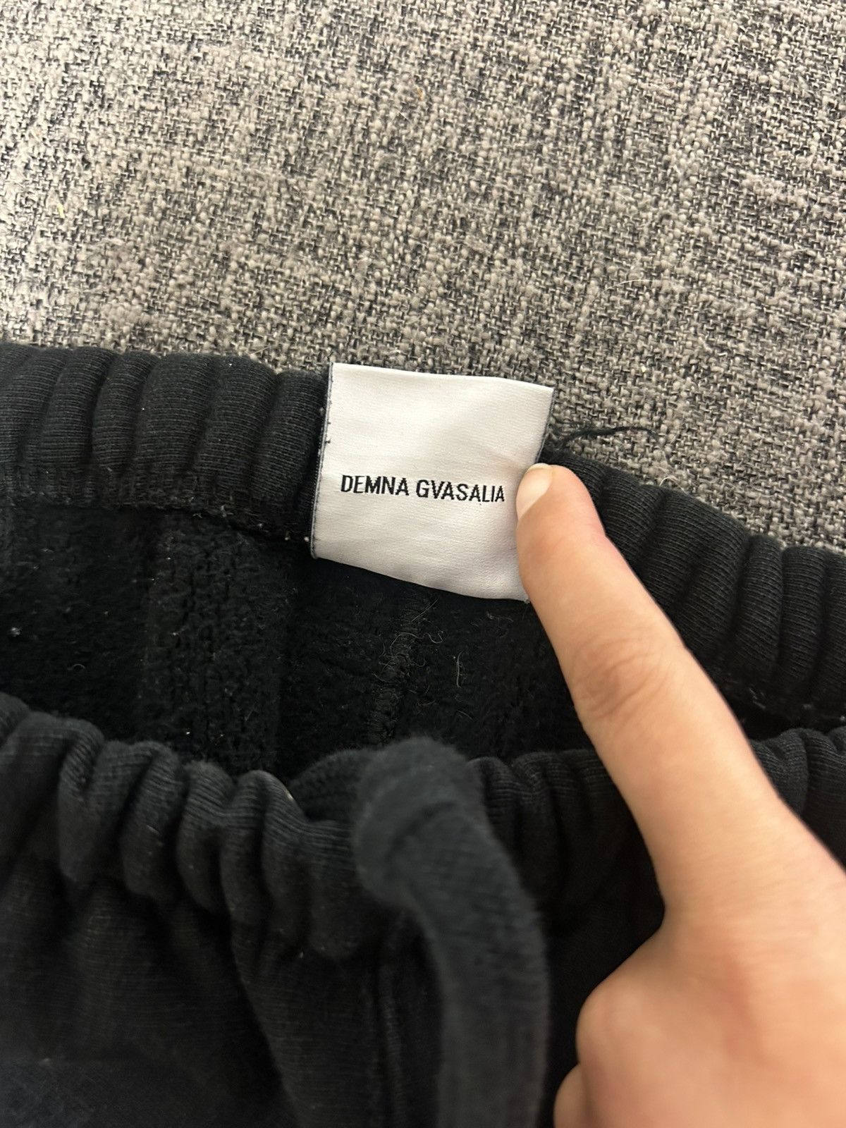 Vetements AW19 VETEMENTS Spellout Sweatpants Size US 30 / EU 46 - 5 Thumbnail