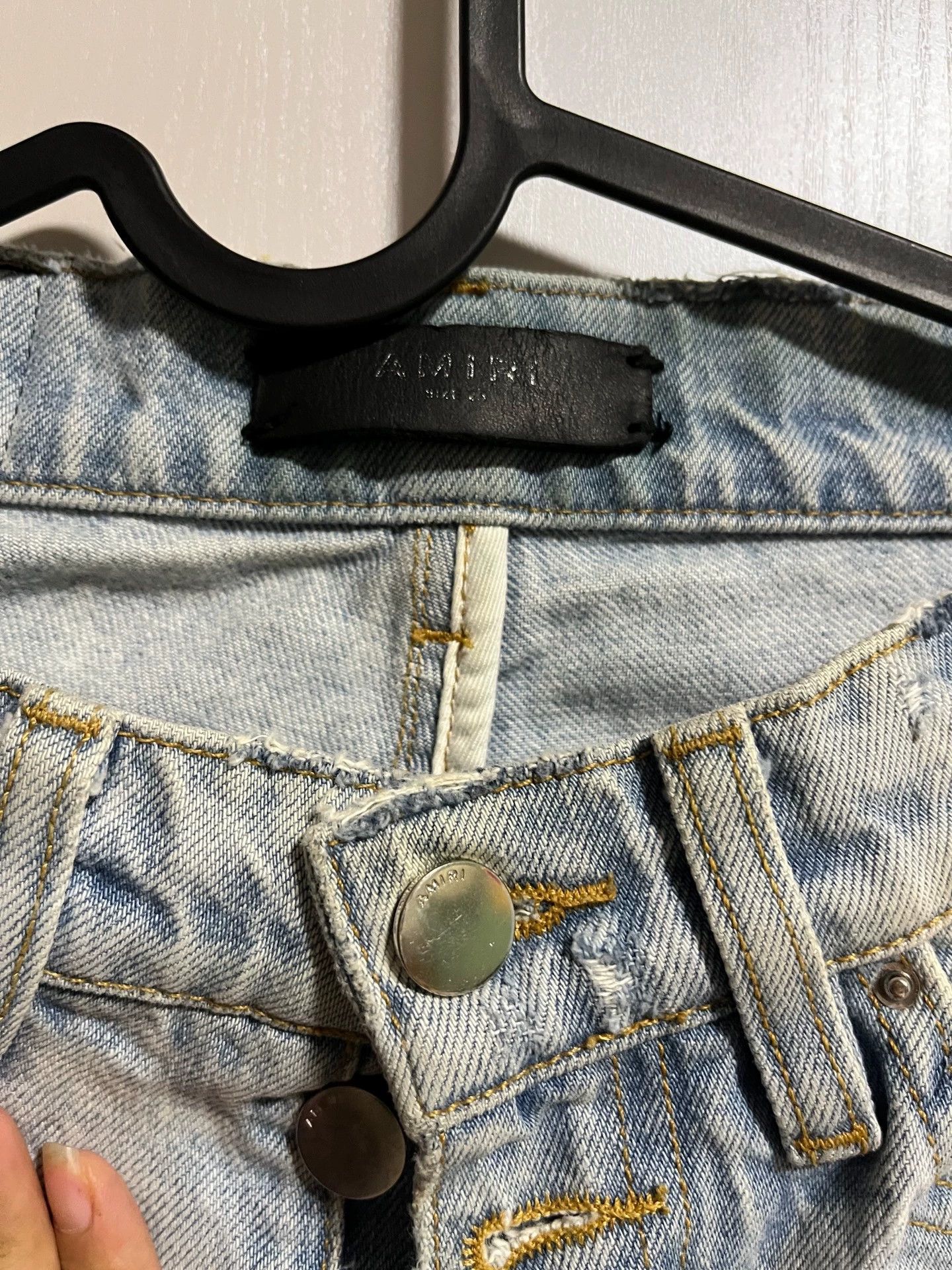 Amiri AMIRI Washed Distressed Jeans US 25 / IT 38 Size 25" / US 0 / IT 36 - 3 Thumbnail