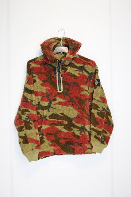o1rshd1 Camo Fleece 1/4 Zip Pullover in Multicolor