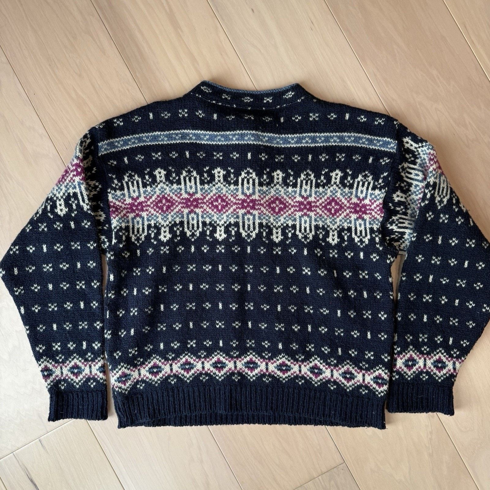 L.L. Bean Vintage LL Bean Nordic Sweater Women's Medium Blue Wool Size M / US 6-8 / IT 42-44 - 9 Thumbnail