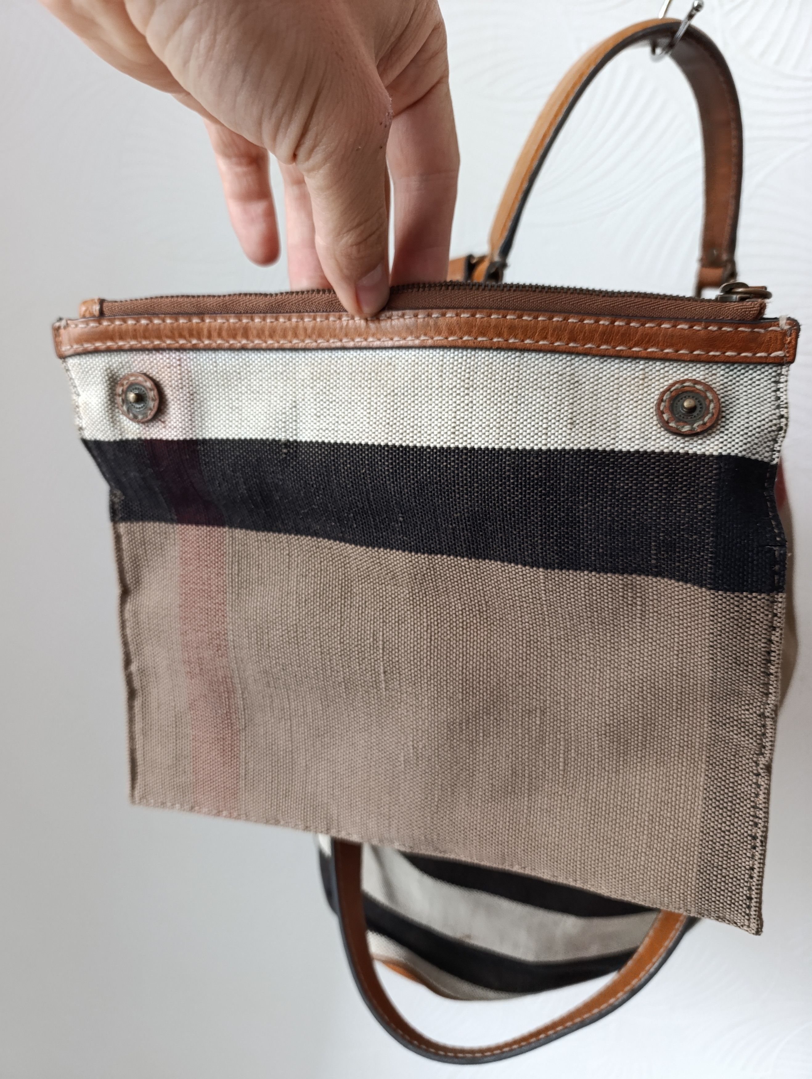 Burberry BURBERRY ASHBY MEDIUM SADDLE LEATHER CHECK CANVAS HOBO BAG Size ONE SIZE - 10 Thumbnail