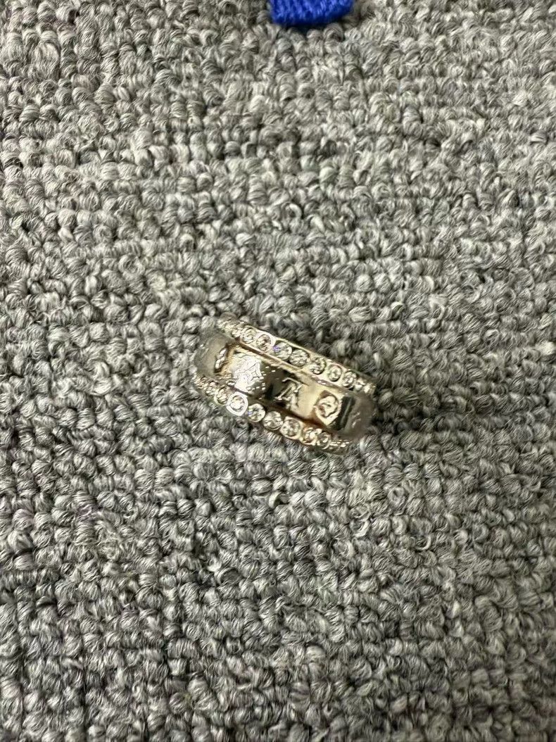 Louis Vuitton Louis Vuitton Rhinestone ring Size ONE SIZE - 4 Thumbnail