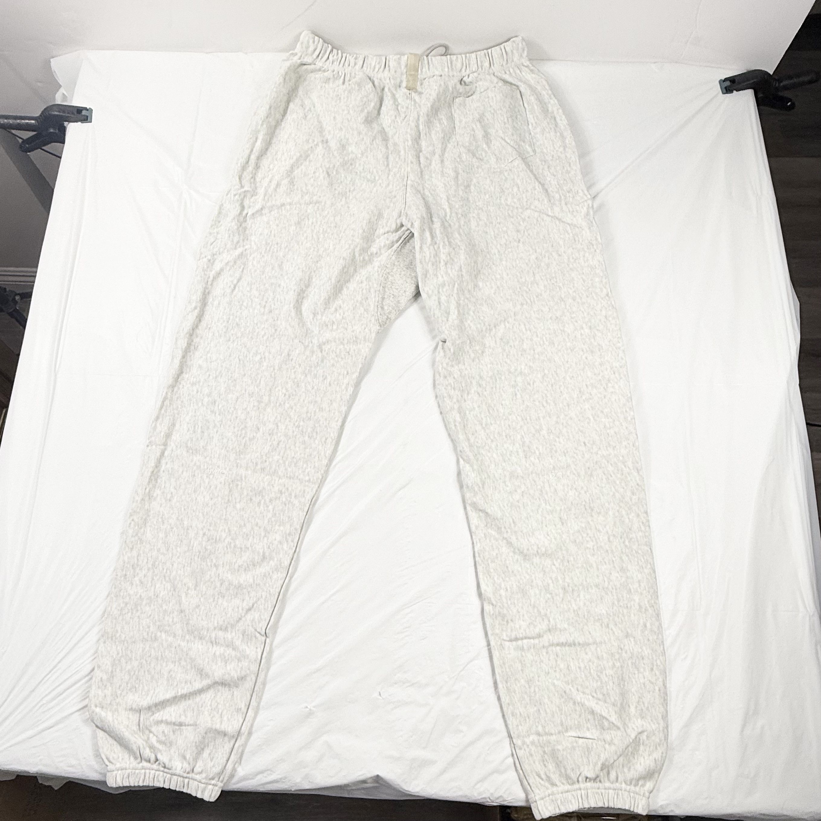Advisory Board Crystals Advisory Board Crystals Abc. Heather Grey Sweatpants XXL Size US 36 / EU 52 - 2 Thumbnail