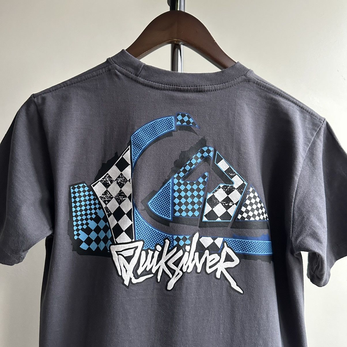 Quiksilver × Vintage VINTAGE Y2K QUIKSILVER BIG LOGO TEE Size US S / EU 44-46 / 1 - 3 Thumbnail