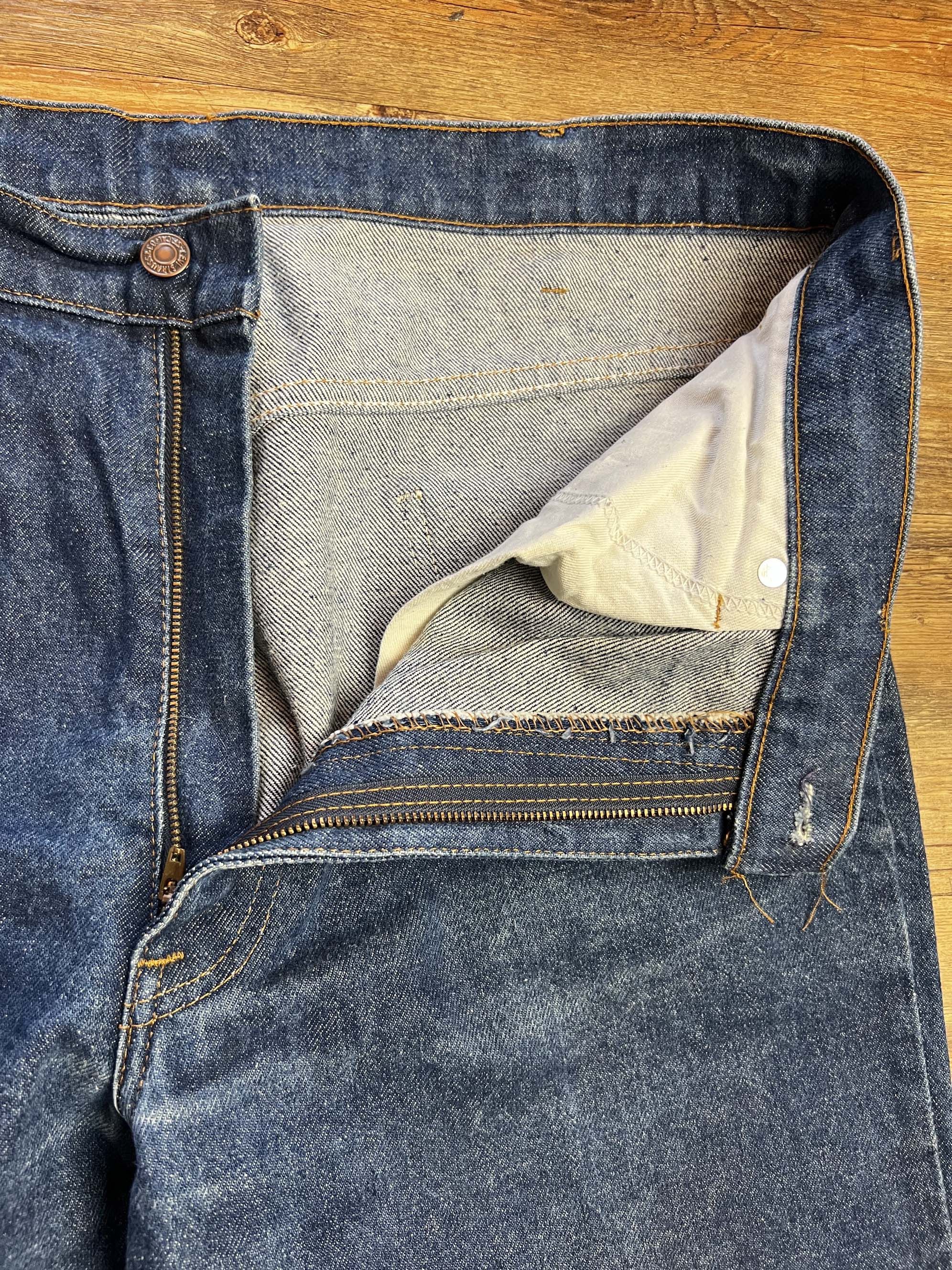 Levi's Vintage Clothing 1970's-1980's Levi's 20517-0217 Boot Cut Orange Tab Jeans Size US 38 / EU 54 - 5 Thumbnail