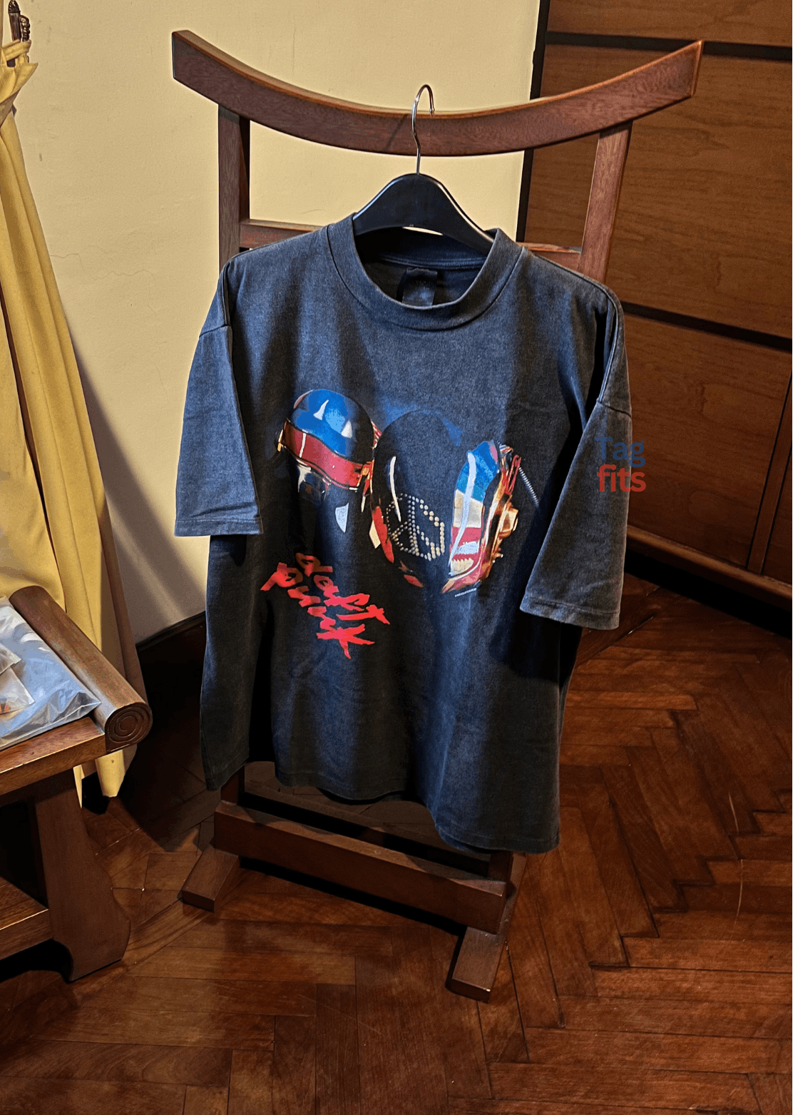 Band Tees × Vintage *Very Rare* Daft Punk Discovery Boot Tee 𖠌 Size US L / EU 52-54 / 3 - 7 Thumbnail