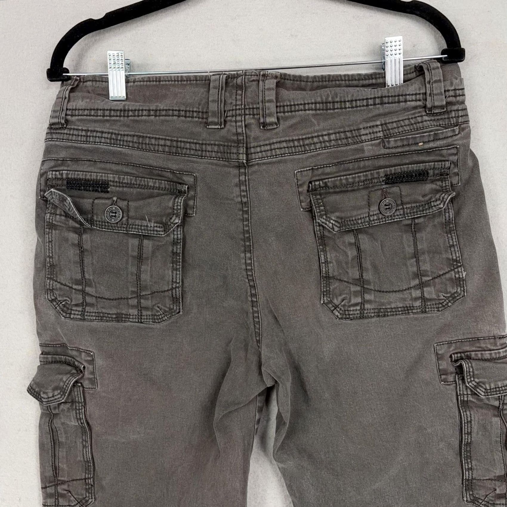 Buckle Black Buckle Black Mens 30 Gray Cargo Shorts Distressed Pockets Grunge Flat Front Zip 11in Inseam Regular Fit Cotton Casual Mens Size US 30 / EU 46 - 5 Thumbnail