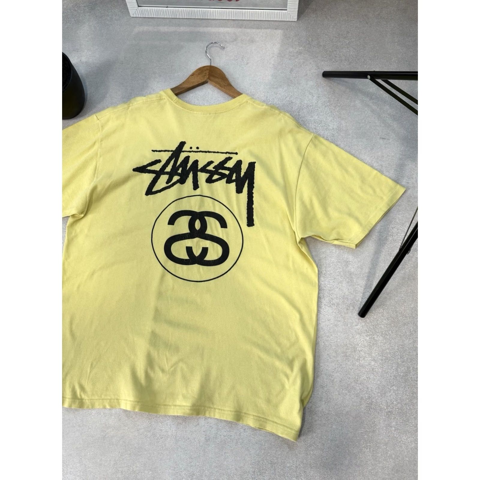 Logo 7 VINTAGE Stussy T-Shirt Men XL Yellow Logo 90s Hip Hop Streetwear Y2K Size US XL / EU 56 / 4 - 2 Thumbnail