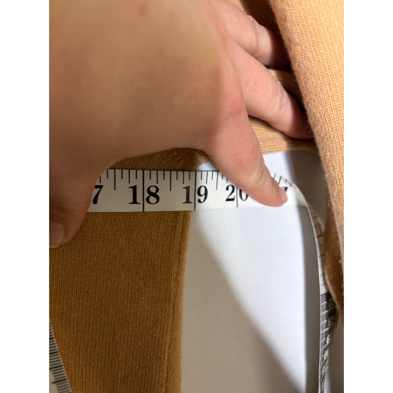 Ballantyne Berk by Ballantyne Tan Turtleneck 100% cashmere sz 38 US S Size S / US 4 / IT 40 - 6 Thumbnail