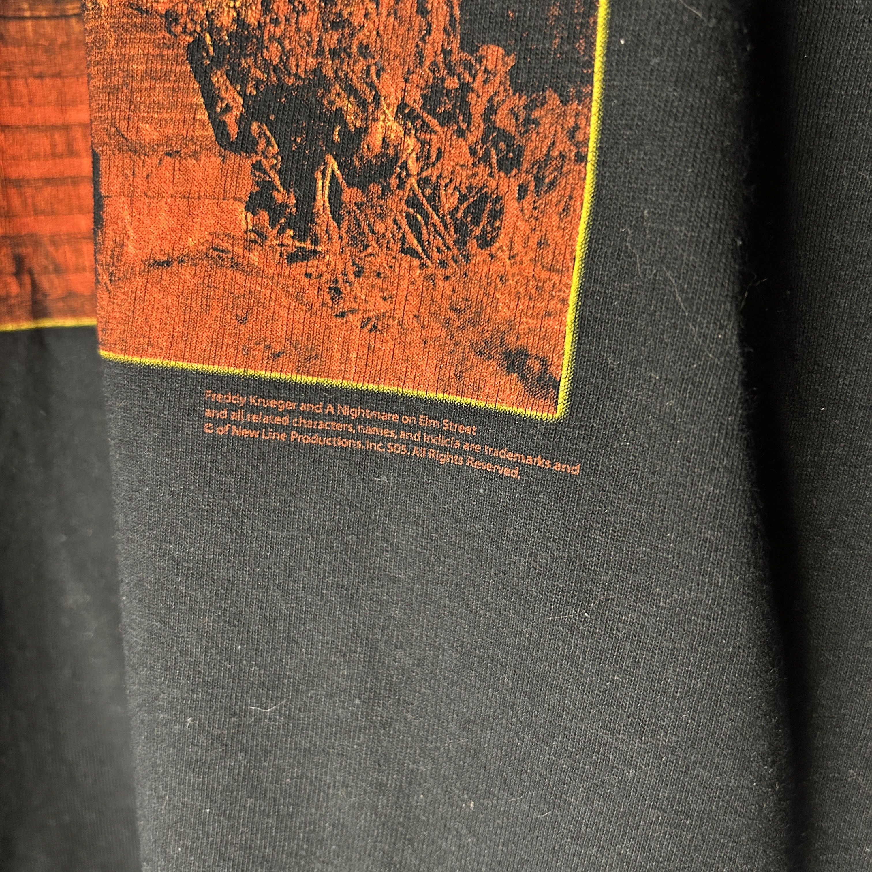 Vintage Vintage A Nightmare On Elm Street 2005 Horror T-shirt Size US XL / EU 56 / 4 - 6 Thumbnail