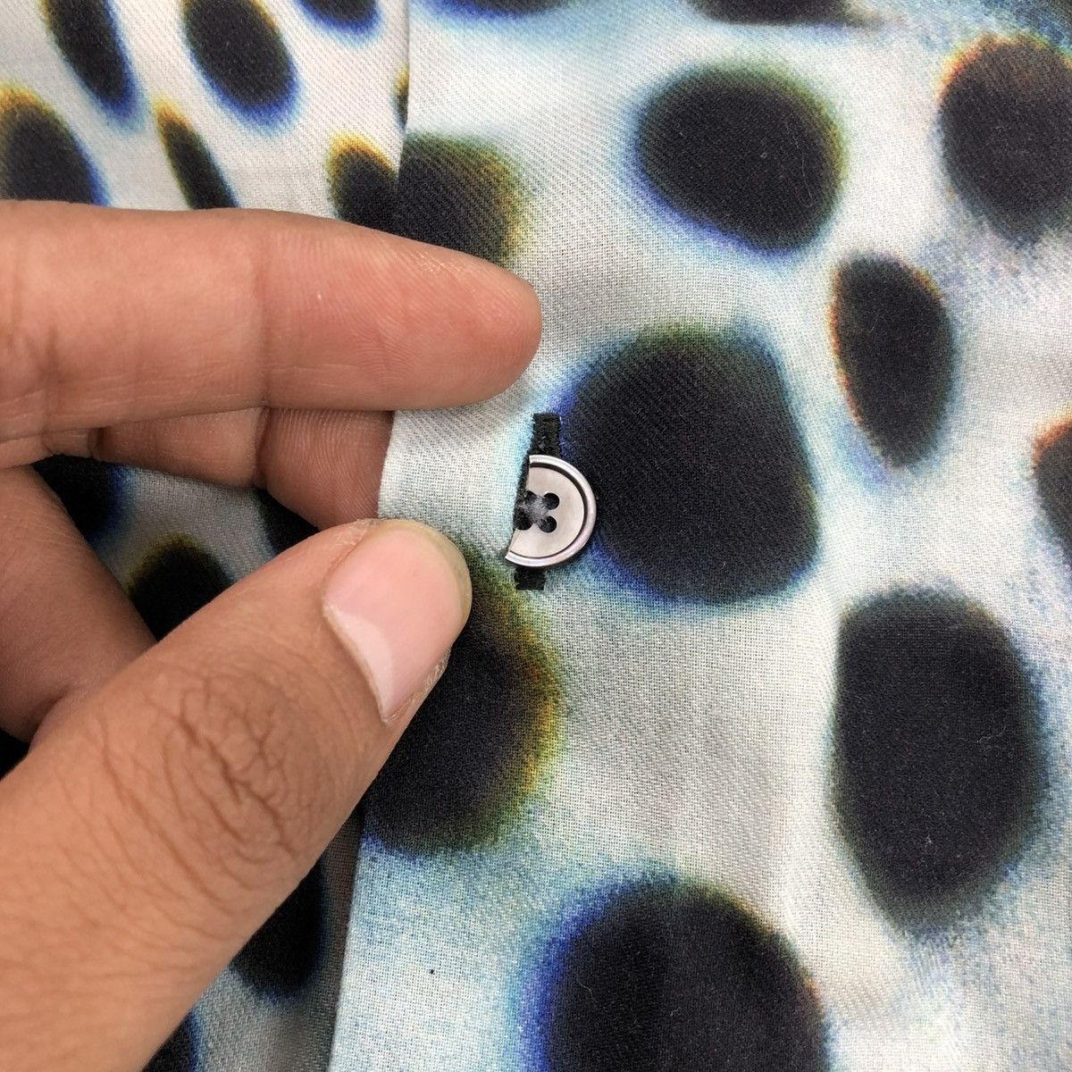 Designer × Paul Smith Luxury Paul Smith Mainline Leopard 3D Print Button Up Shirt Size US M / EU 48-50 / 2 - 16 Thumbnail