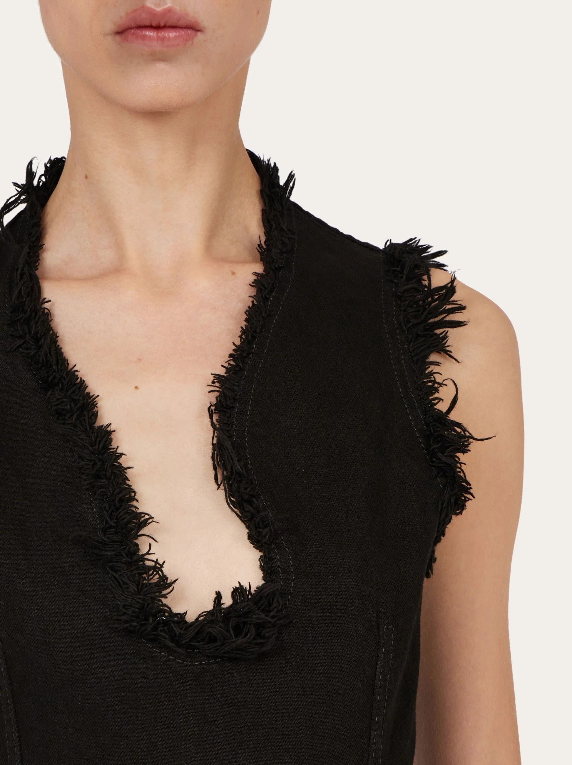 Salvatore Ferragamo o1s1rm0426 Frayed Edges Mini Dress in Black Size L / US 10 / IT 46 - 5 Thumbnail