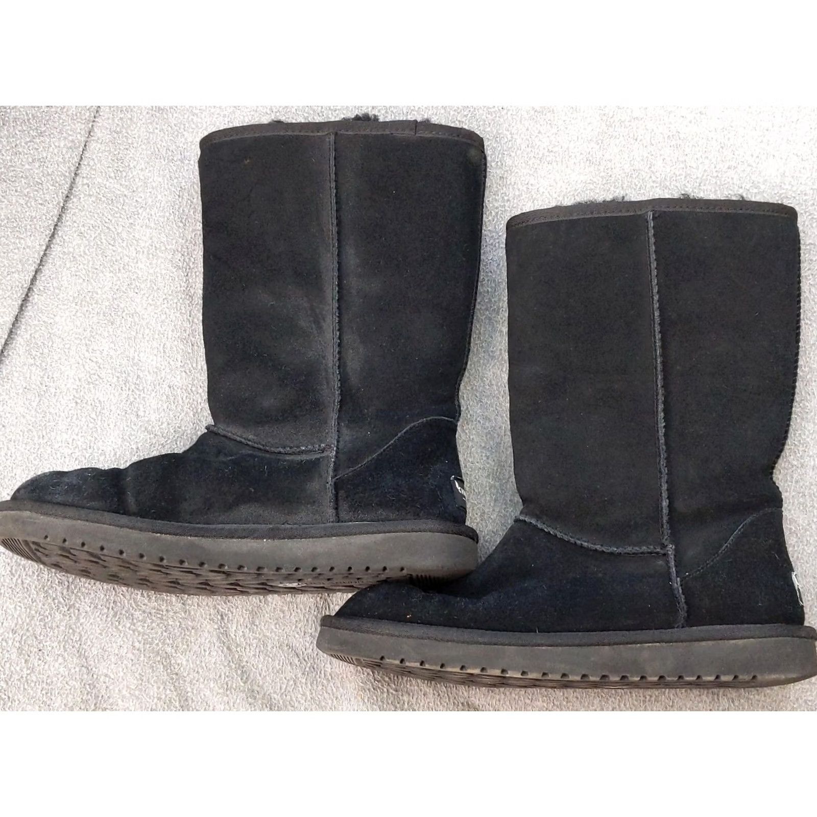 Vintage Koolaburra by UGG Boots Womens Size 7 Black Suede Shearling Lined Winter Pull On Mid-Calf Classic Casual Winter Shearling Womens Boots Size US 7 / IT 37 - 2 Thumbnail