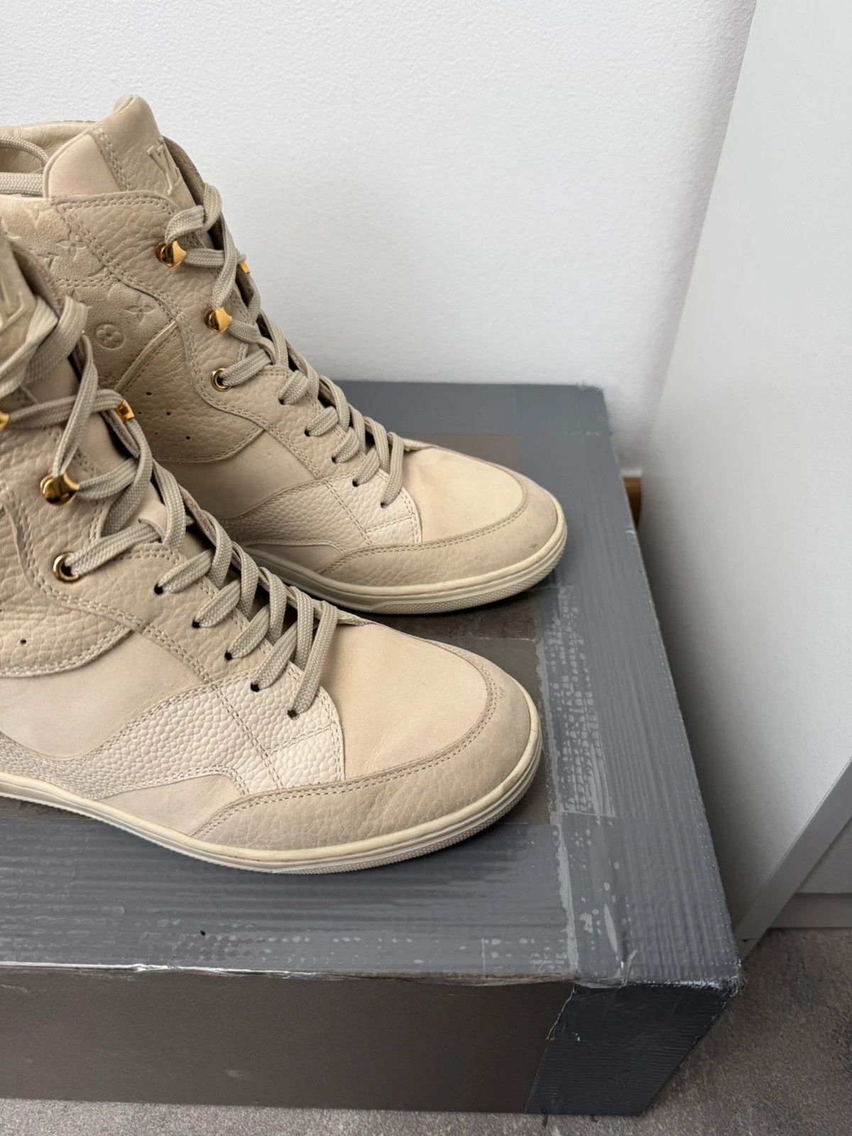 Louis Vuitton Louis Vuitton shoes sneakers luxury old money y2k 2000s Size US 9 / IT 39 - 4 Thumbnail
