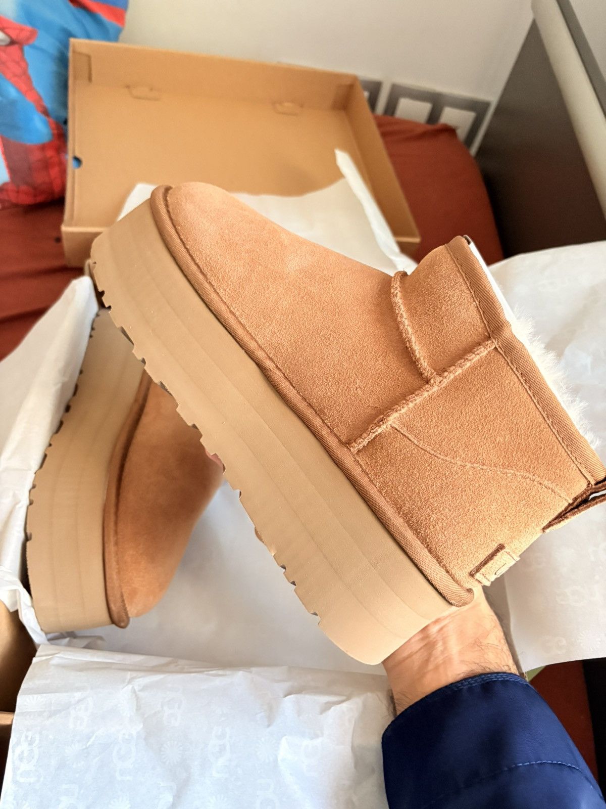 Ugg UGG W Classic Ultra Mini Size US 8 / IT 38 - 2 Thumbnail