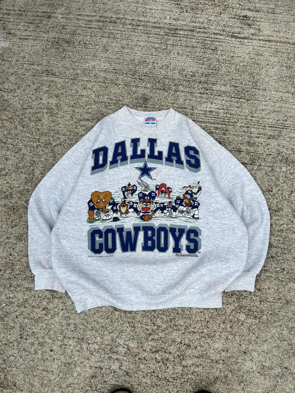 NFL 1992 Dallas cowboys x Looney toons Size US XL / EU 56 / 4 - 1 Thumbnail