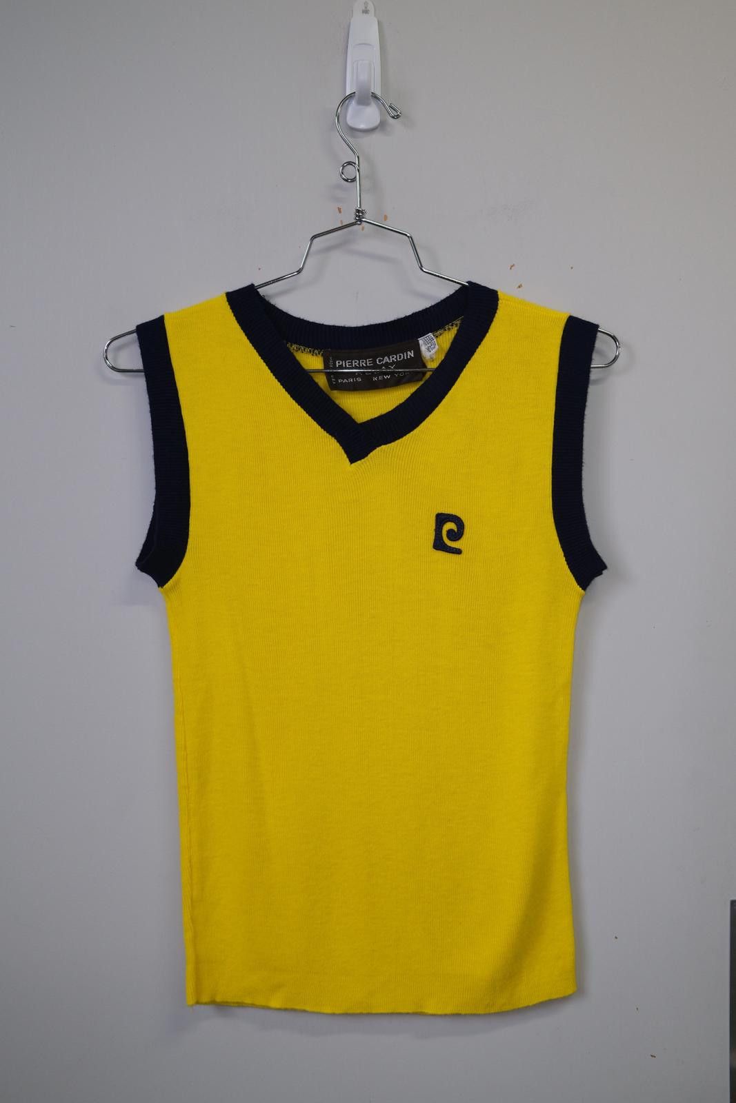 Pierre Cardin 90's Pierre Cardin Patch Logo Vest Size US S / EU 44-46 / 1 - 1 Thumbnail