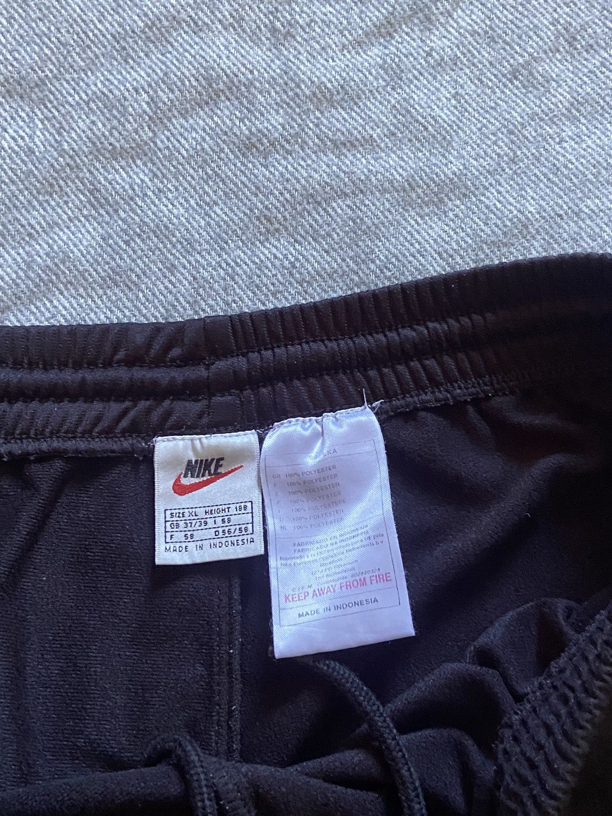 Nike Nike Vintage Shorts, XL, big logo Size US 38 / EU 54 - 4 Thumbnail