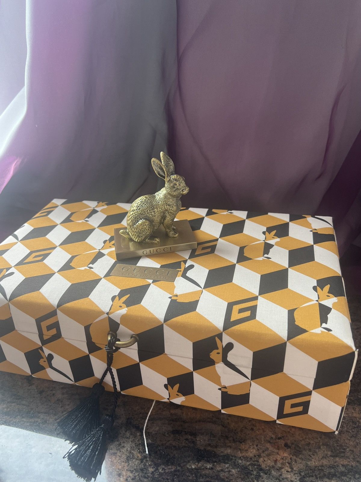 Gucci 🔥 Gucci Rabbit paperweight🐰 Jewellery Storage Box Home Decor Size ONE SIZE - 4 Thumbnail