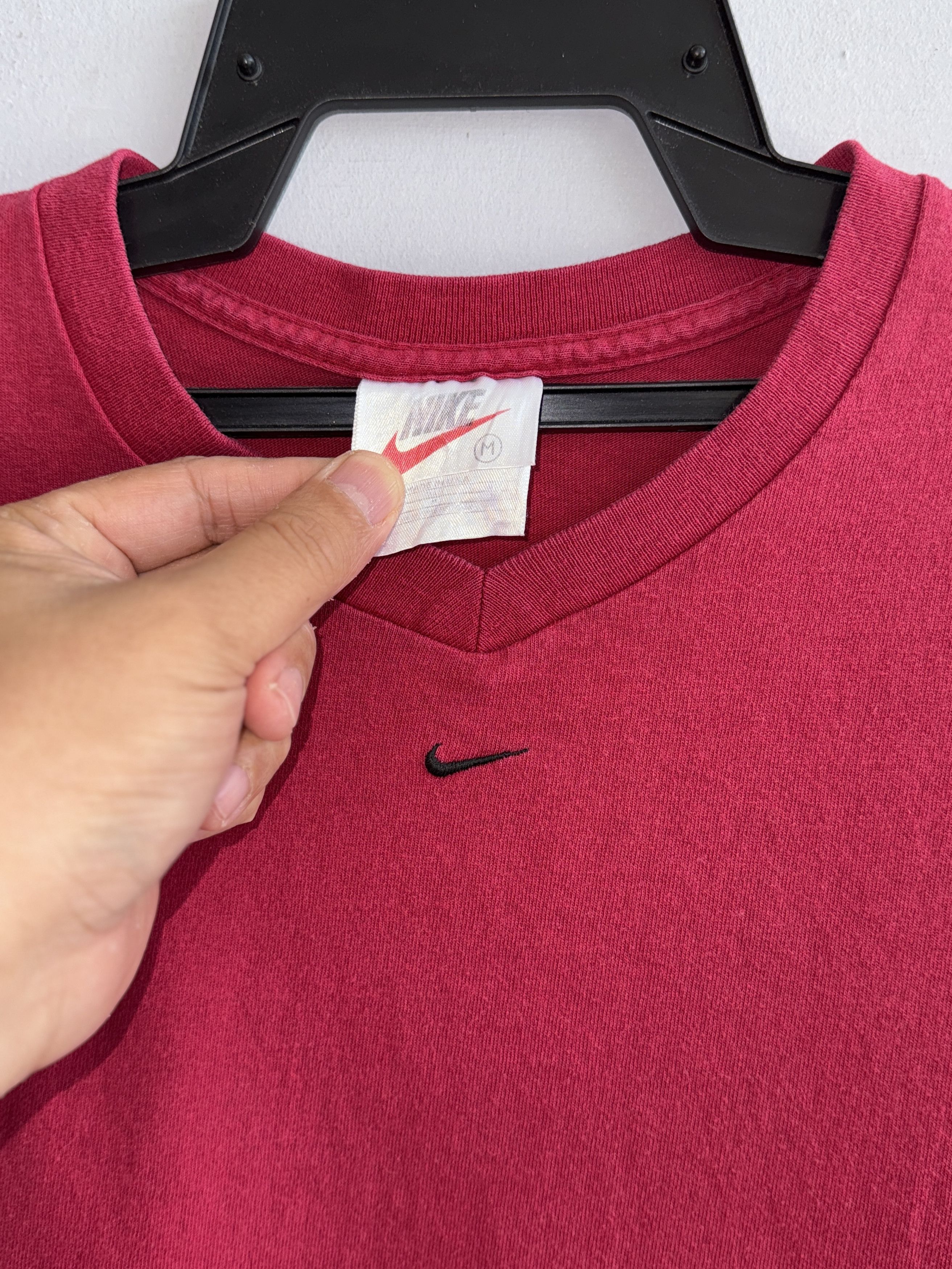Nike Nike Center Swoosh V Neck Vintage Shirt Size US M / EU 48-50 / 2 - 2 Thumbnail